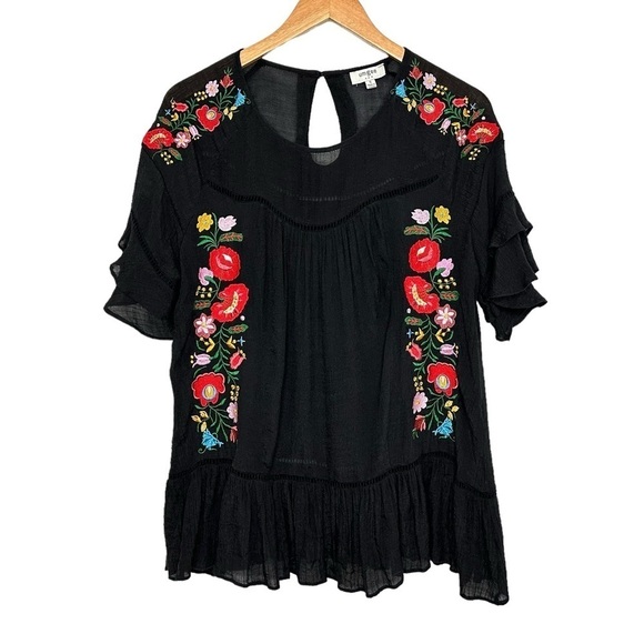 Umgee Womens Floral Embroidered Short Sleeve Blouse Size Small Black Ruffle - Picture 1 of 7